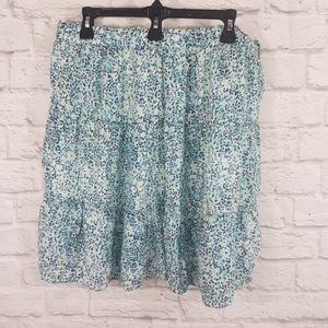 LOFT Plus Boho Petite/Mini Floral Prairie Print Ruffled Accented Mini Sk…